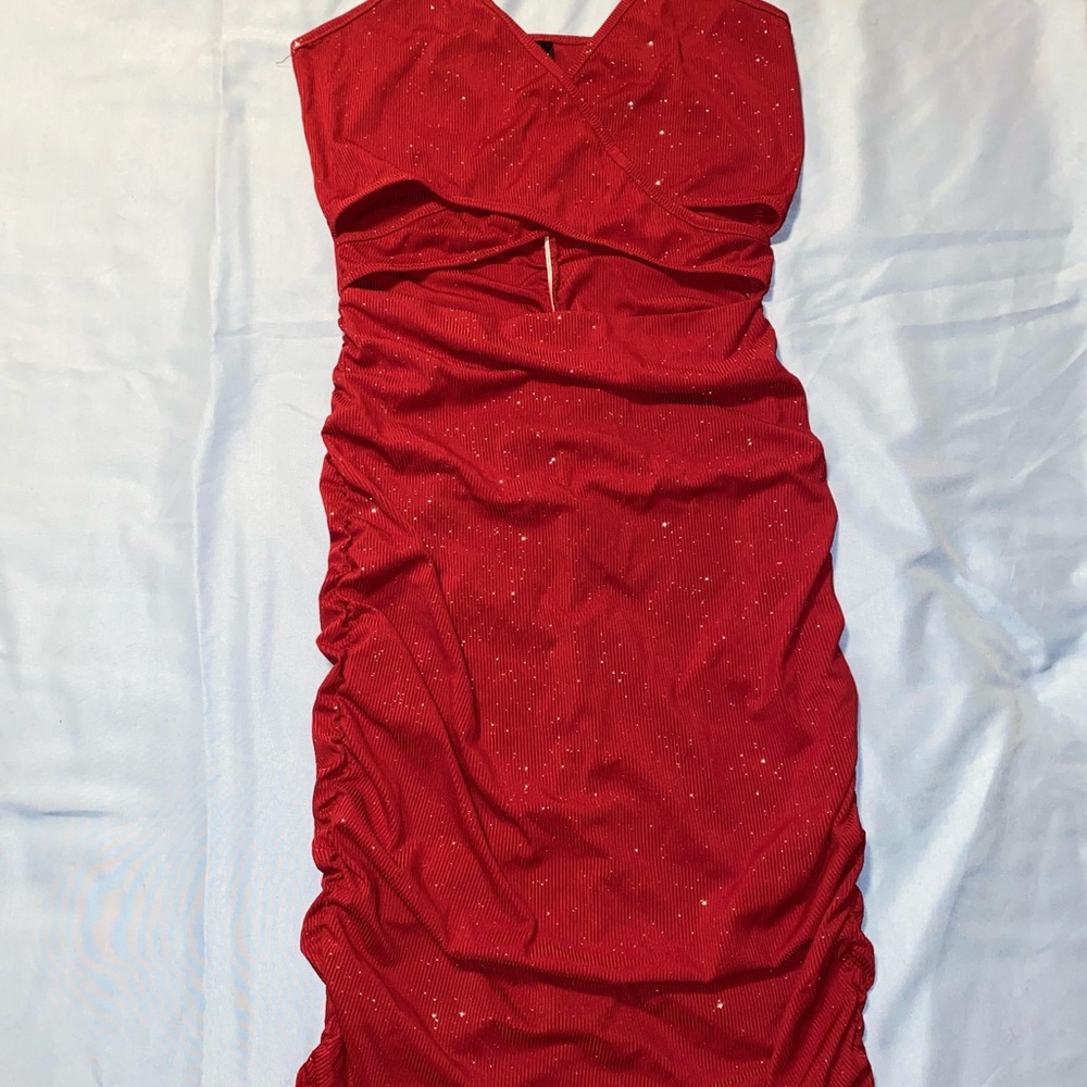 Elegant Red Evening Dress